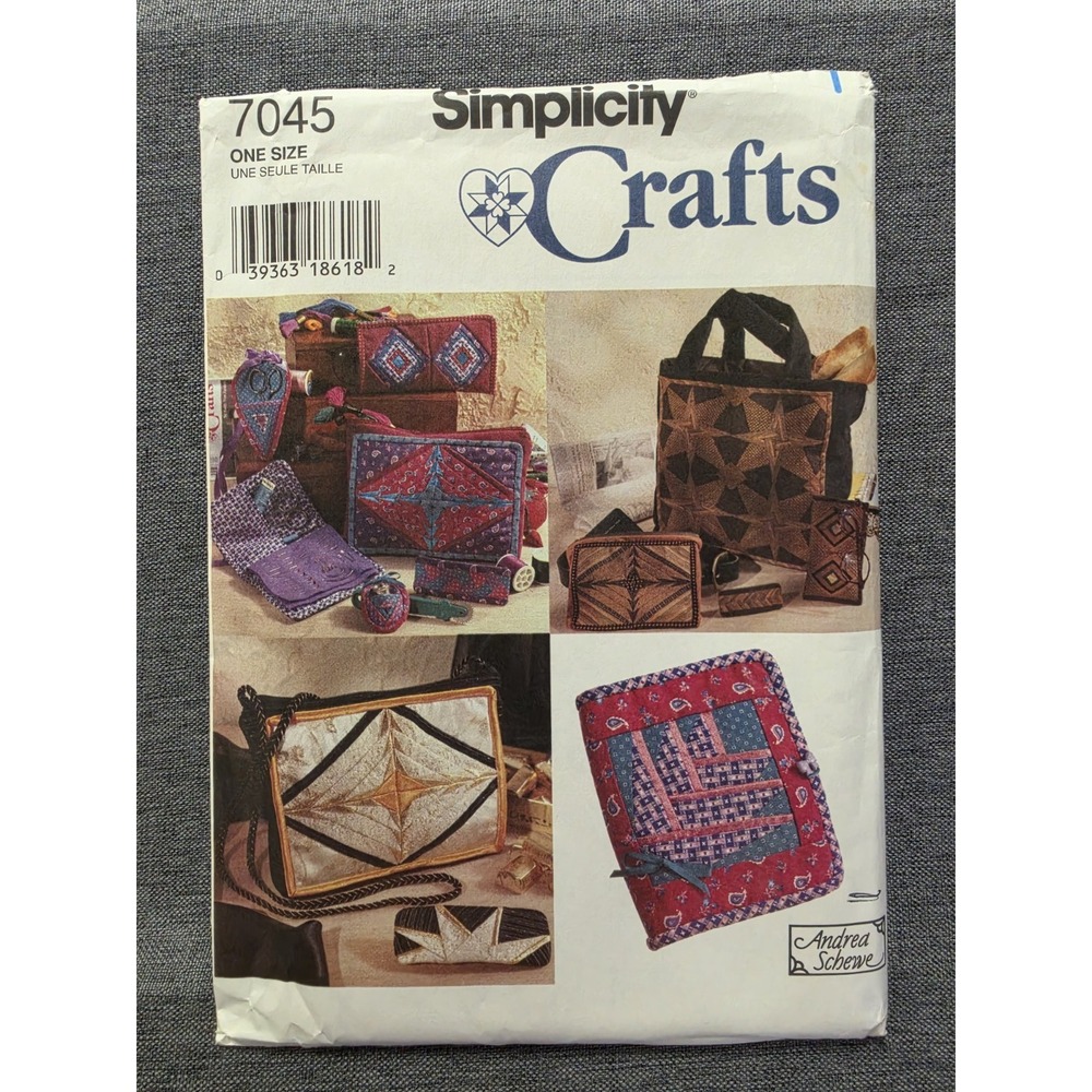 Simplicity #7045 Accessories Using Machine Paper Piercing Patchwork Techniques